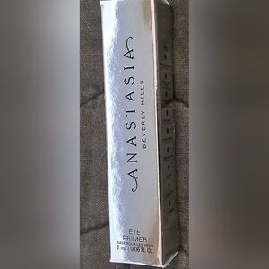 Anastasia Beverly Hills Eye Primer